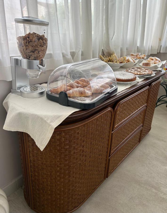 Franco Il Conte Hotel Bagheria Bagian luar foto